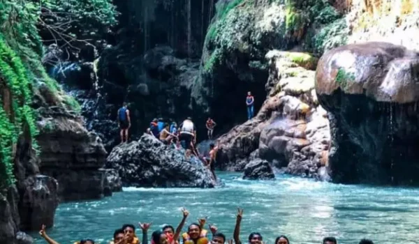 Paket body rafting green canyon pangandaran