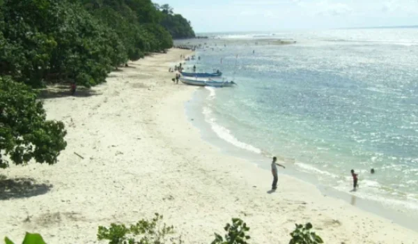 Pasir-Putih-Pangandaran-5-600x320.png