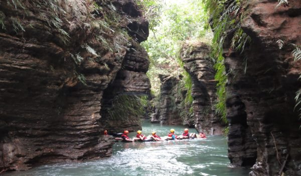 body rafting santirah